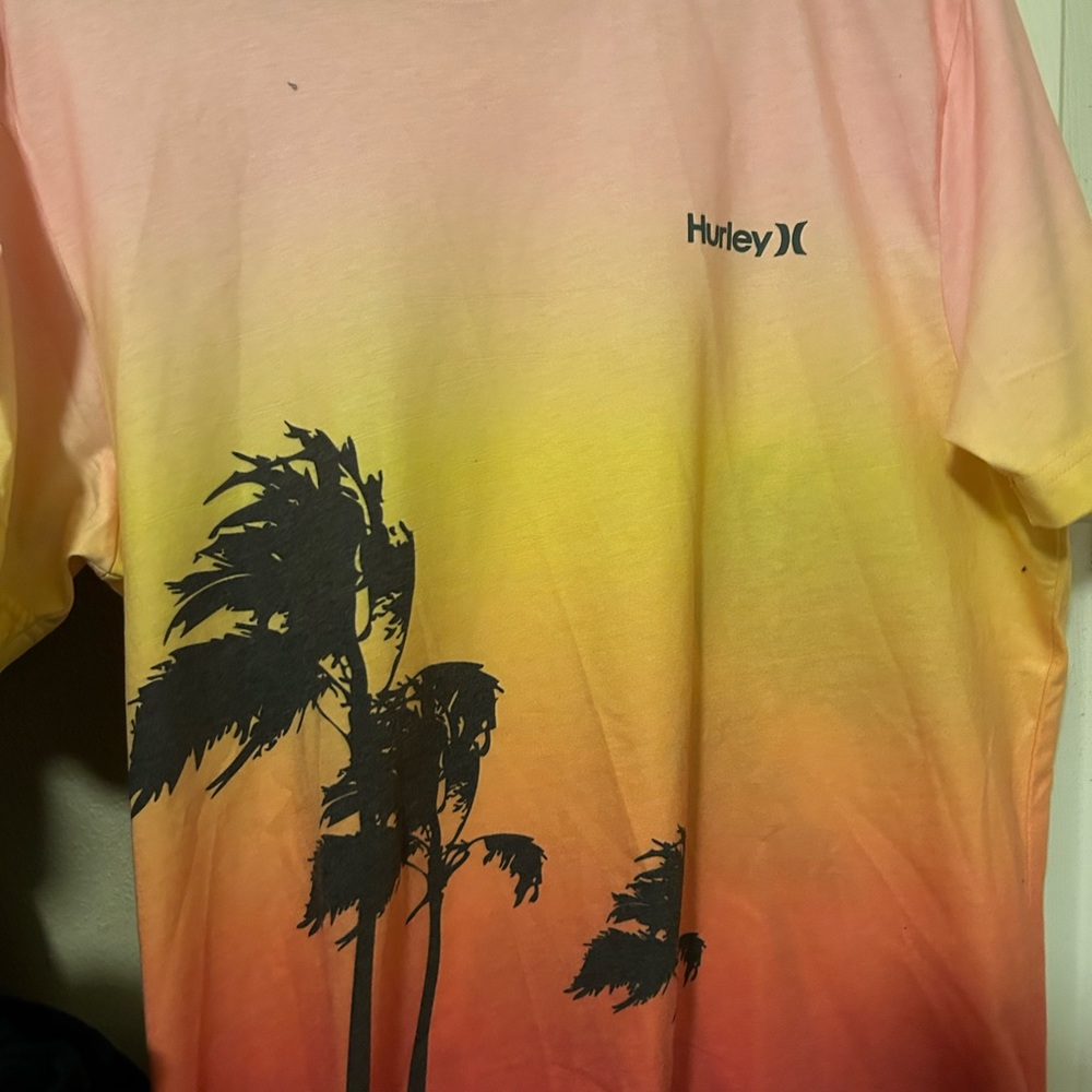 NWT Hurley top